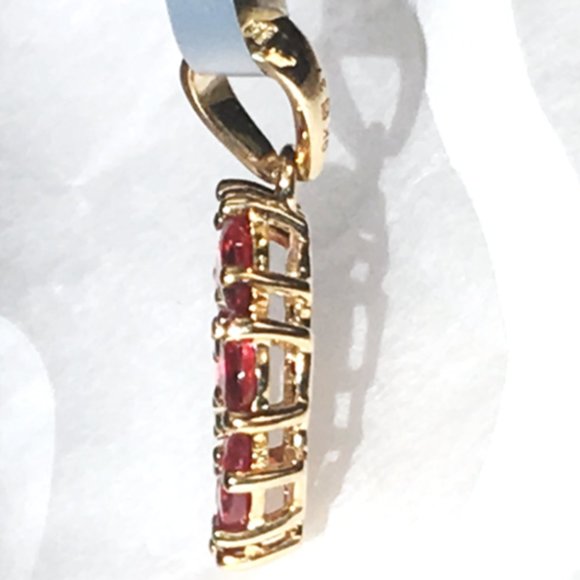 Genuine Ruby Circle Pendant 9K Yellow Gold ~2cts Real Gemstones - Picture 7 of 16